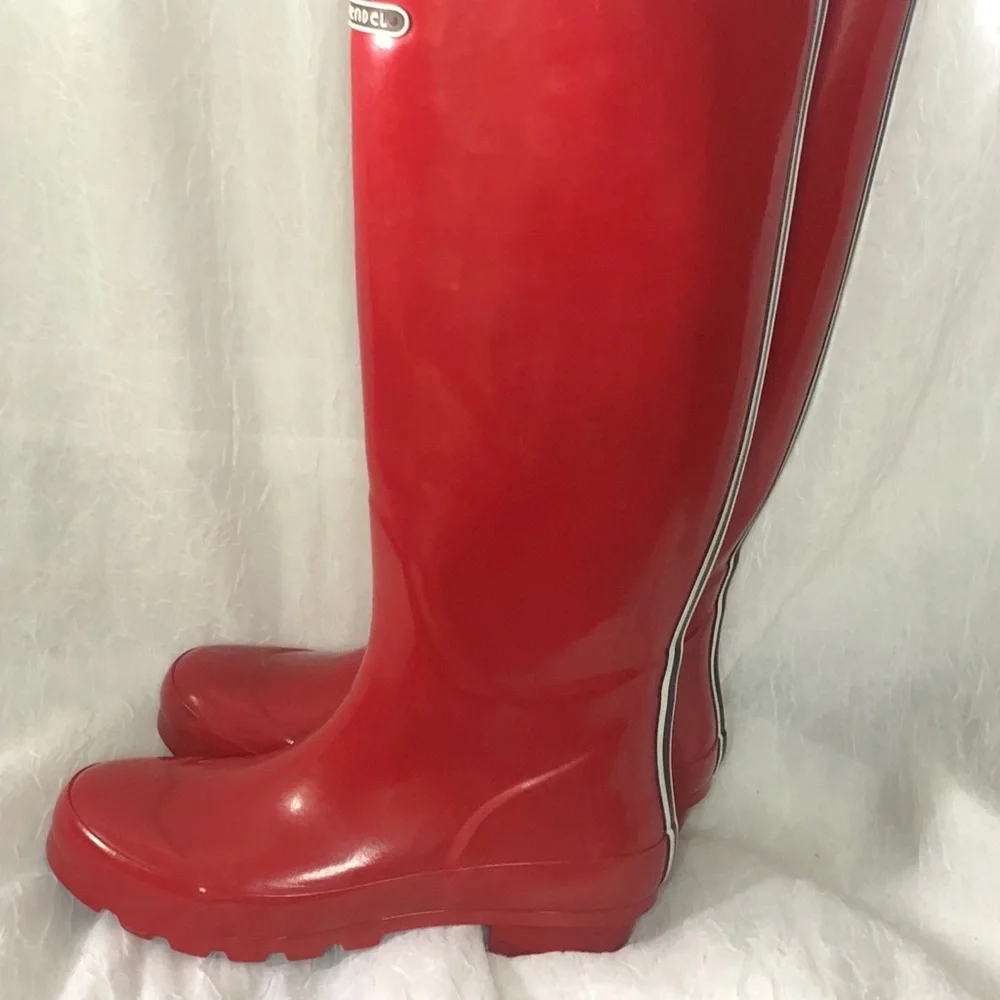 Henri Bendel Red Winter & Rain Boots - Picture 3 of 4